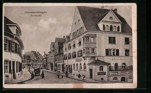 AK Donaueschingen, Karlstrasse mit Restaurant Schmiede