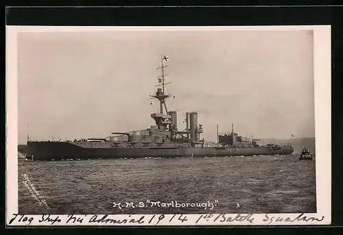 AK Britisches Kriegsschiff HMS Marlborough bei der Hafeneinfahrt