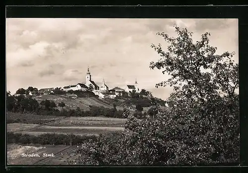 AK Straden, Ortskern vor Wolkenhimmel