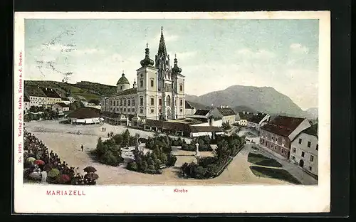 AK Mariazell, Kirche mit Anlagen, Pilger am Markt