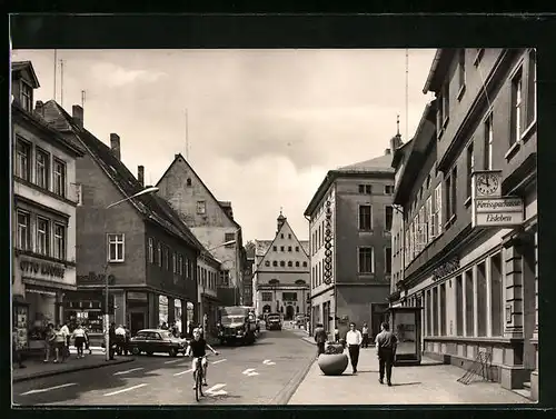 AK Eisleben, Blick zum Rathaus mit Kreissparkasse und Geschäften