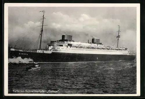 AK Turbinen-Schnelldampfer und Passagierschiff Europa beim Auslaufen