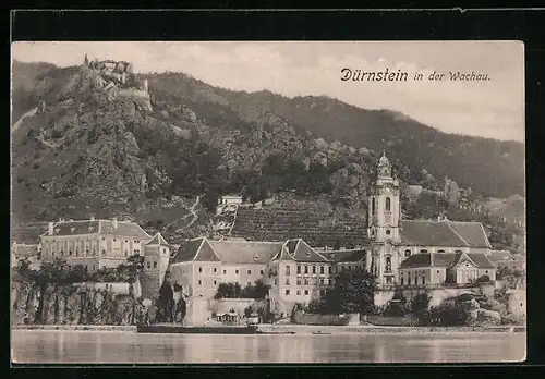 AK Dürnstein /Wachau, Teilansicht vor Bergen