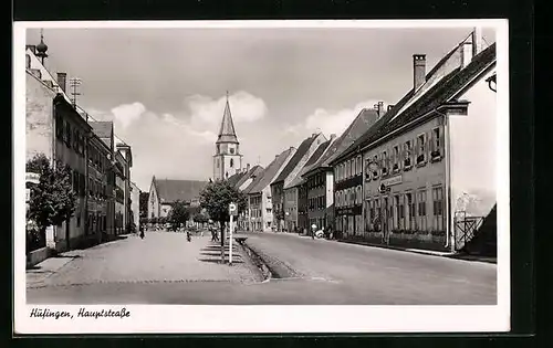 AK Hüfingen, Hauptstrasse mit Gasthof Zum goldenen Löwen