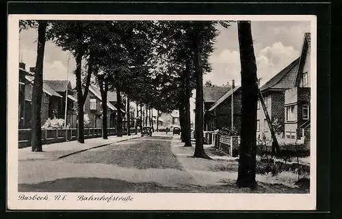 AK Basbeck n. E., Bahnhofstrasse mit Autos