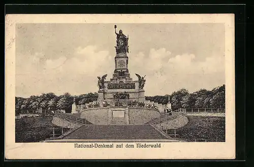 AK National-Denkmal auf dem Niederwald mit Besuchern