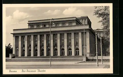 AK Dessau, Das Dessauer Theater