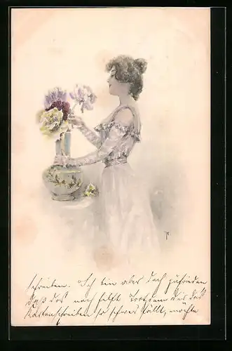 AK Junge Frau dekoriert eine Vase mit Blumen