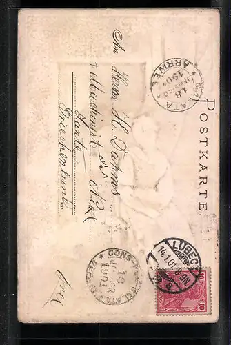 Präge-AK Frau in Tracht auf einer Bank