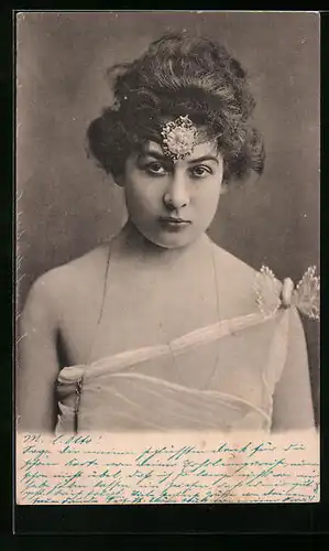 AK Junges Mädchen mit Stirnband