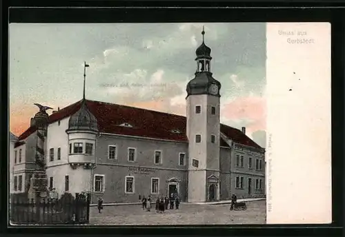 AK Gerbstedt, Rathaus mit Aufschrift Hotel Ratskeller und Kriegerdenkmal