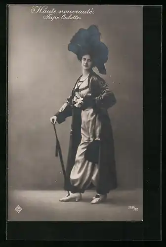 AK Haute nouveauté, Type Culette, Dame in Hosen