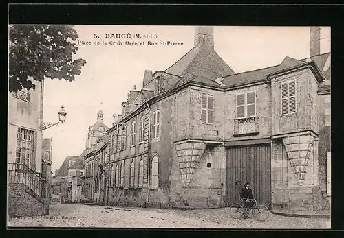 AK Baugé, Place de la Croix Orée et Rue St-Pierre