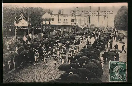 AK Sens, Fétes de Sens, Concours de Gymnastique du 21 Juin 1908, Défilé des Sociétès