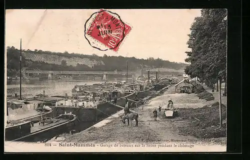 AK Saint-Mammès, Garage de bateaux sur la Seine pendant le chômage