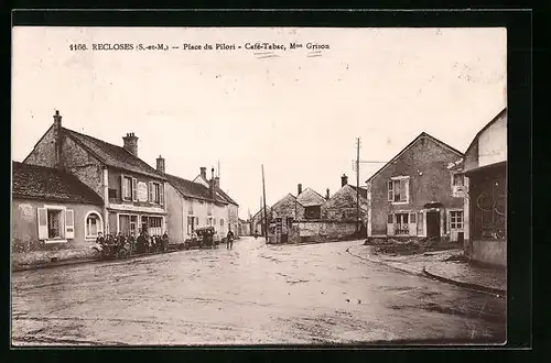 AK Recloses, Place du Pilori, Café-Tabac