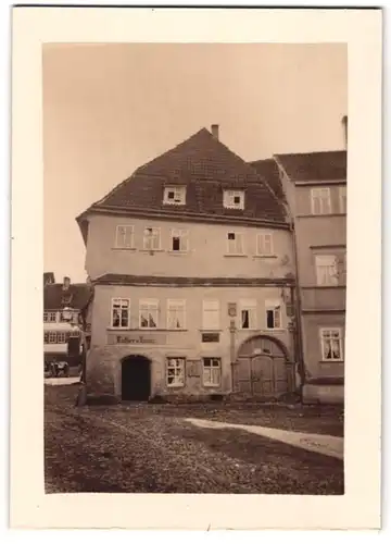 Fotografie unbekannter Fotograf, Ansicht Eisenach, Strasse am Luther-Haus