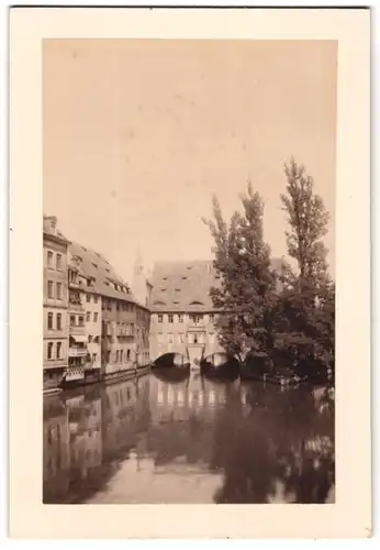 Fotografie unbekannter Fotograf, Ansicht Nürnberg, Brückenhaus & Altdeutsche Weinstube an der Pegnitz