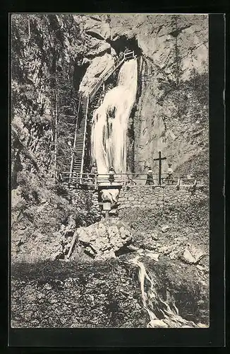 AK Mürzsteg, Wasserfall in Felsenwand mit Treppe und Besuchern