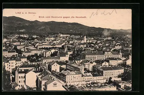AK Linz /Donau, Blick vom Domturm gegen die Neustadt