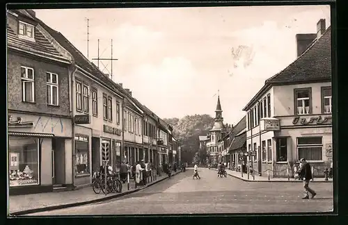 AK Genthin, Läden in der Ernst-Thälmann-Strasse