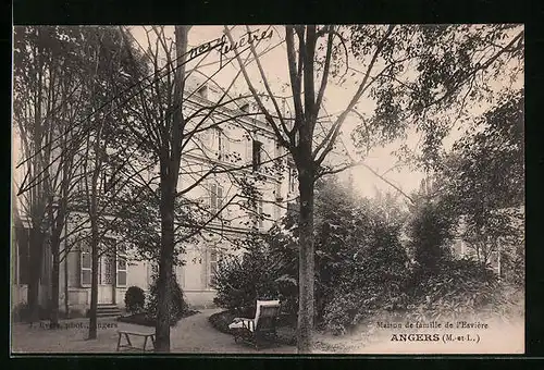 AK Angers, Maison de la famille de l`Esviere