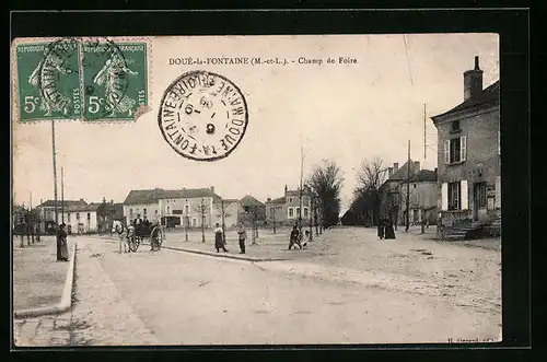 AK Doué-la-Fontaine, Champ de Foire