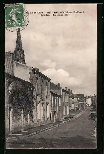 AK St-Macaire-en-Mauges, L`Entrée, La Grande Rue