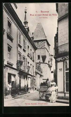 AK Saumur, Rue et vieil Hôtel de Ville