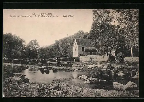 AK Avallon, Route de Pontaubert, la Vallée du Cousin