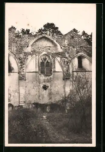 AK Gy-l`Eveque, Ruines classées de l`église