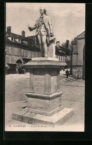 AK Nemours, Statue de Bezout