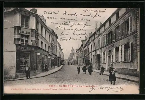 AK Dammartin, La Grande-Rue, Strassenpartie