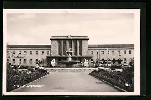 AK Linz a. d. D., Hauptbahnhof mit Bahnof-Restaurant und Brunnen