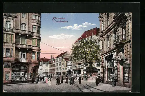 AK Pforzheim, Strassenpartie am Leopoldplatz