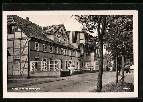 AK Boltenhagen, Strasse am Parkhotel