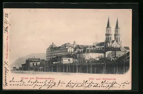 AK Klosterneuburg, Ortsansicht mit Stift und Stiftskirche