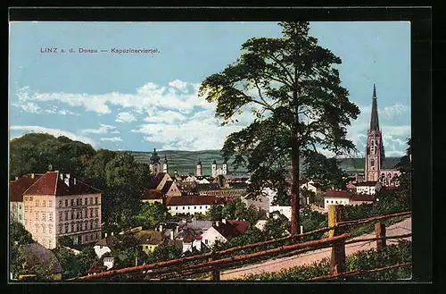 AK Linz a. d. Donau, Kapuzinerviertel mit Kirche und Bäumen