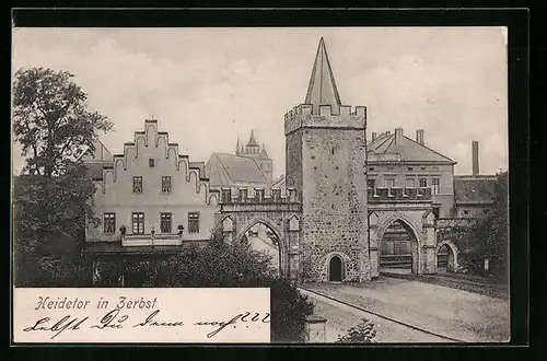 AK Zerbst, Heidetor mit Blick auf Kirche