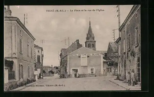 AK Tigné, La Place et la rue de l`Eglise