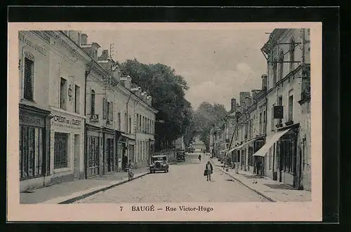 AK Baugé, Rue Victor-Hugo, Strassenpartie