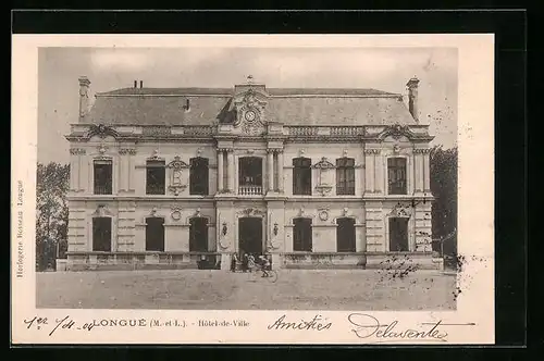 AK Longué, Hôtel-de-Ville