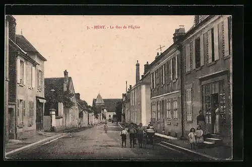 AK Héry, La Rue de l`Eglise