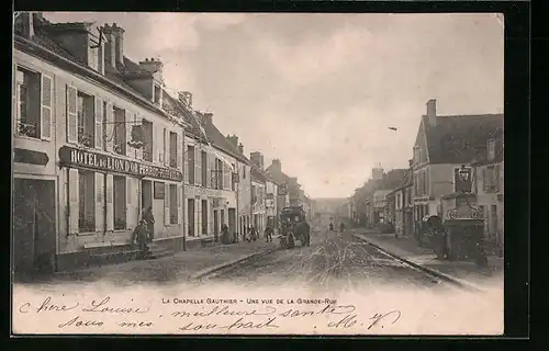 AK La Chapelle Gauthier, Une vue de la Grande-Rue
