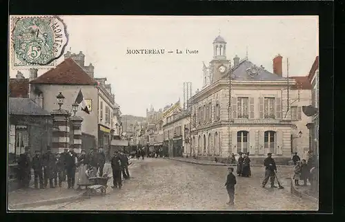 AK Montereau, La Poste
