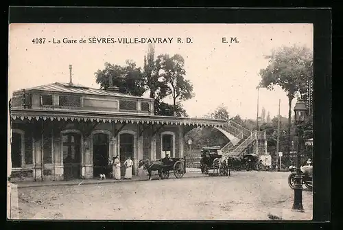 AK Sèvres-Ville-d`Avray, La Gare