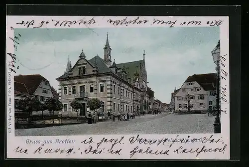 AK Bretten, Passanten vor dem Rathaus, Melanchthonhaus