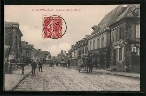 AK Charleval, La Poste et la Grande Rue