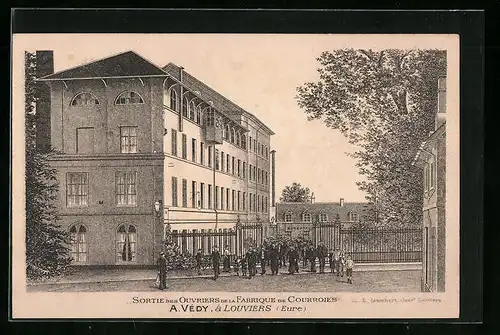 Künstler-AK Louviers, Sortie des Ouvriers de la Fabrique de Courroies A. Védy