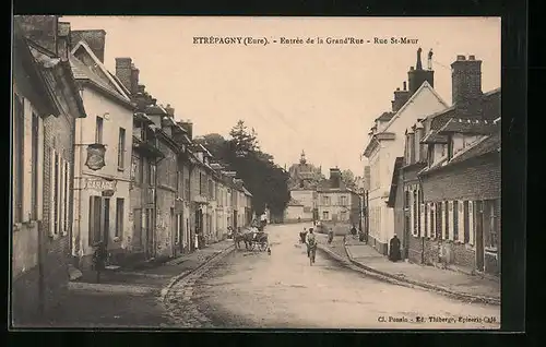 AK Etrépagny, Entrée de la Grand'Rue, Rue St-Maur